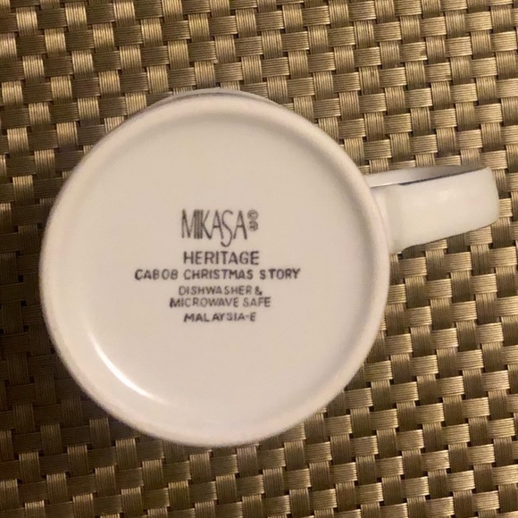 Christmas Story Cappuccino Mug by Mikasa - Picture 2 of 3